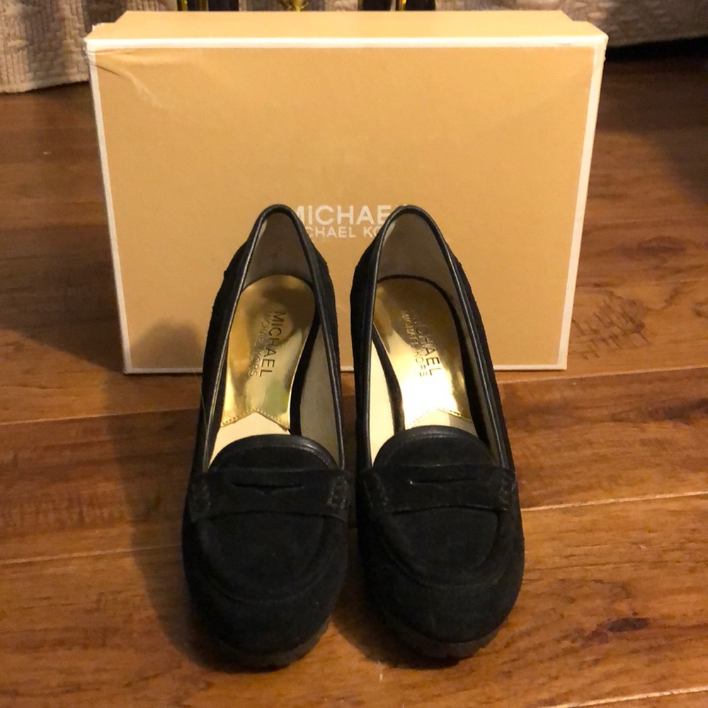 New in box michael Kors rory loafers